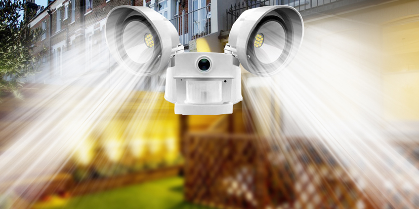 1080p Wi-Fi security camera with PIR motion activated floodlight
